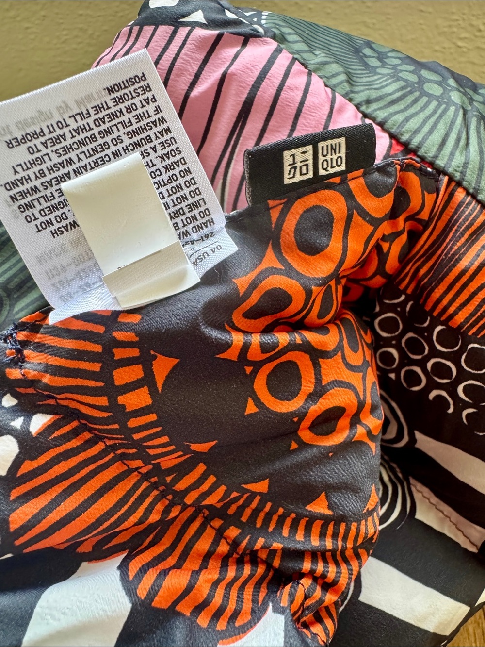 Marimekko for Uniqlo Padded Scarf in Multicolor Floral - Picture 3 of 7